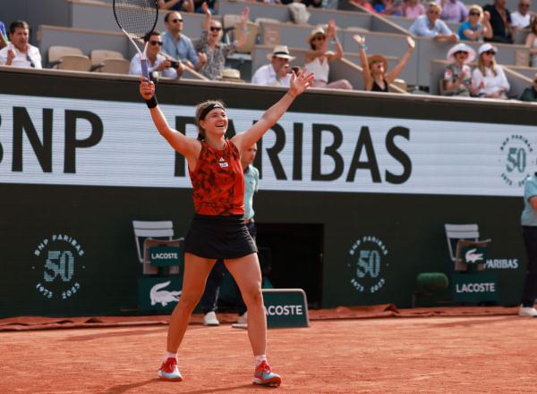 法网综合 | 穆霍娃首进大满贯决赛 将与斯维亚特克争冠