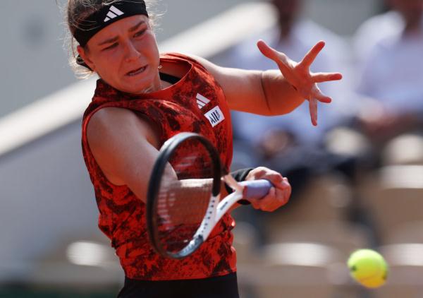 法网综合 | 穆霍娃首进大满贯决赛 将与斯维亚特克争冠