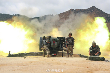 开火！感受炮兵分队实弹射击现场