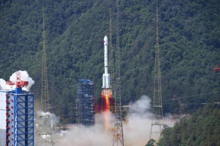 落点更准确!我国成功开展降落伞控制火箭残骸落区试验 落点更准确!我国成功开展降落伞控制火箭残骸落区试验