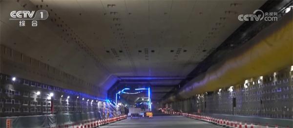 海底沉管隧道建设正在冲刺阶段 深中通道预计明年建成通车