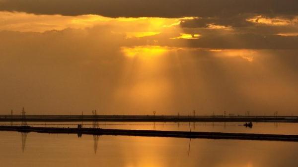 多彩察尔汗盐湖