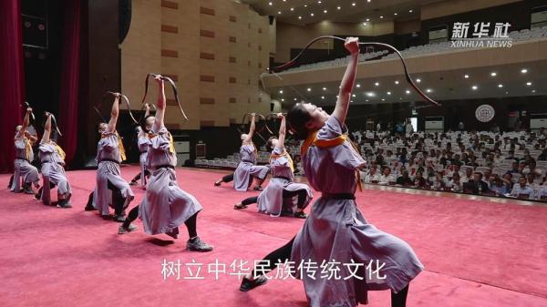 上千“武友”切磋武艺 共商体育非遗发展大计