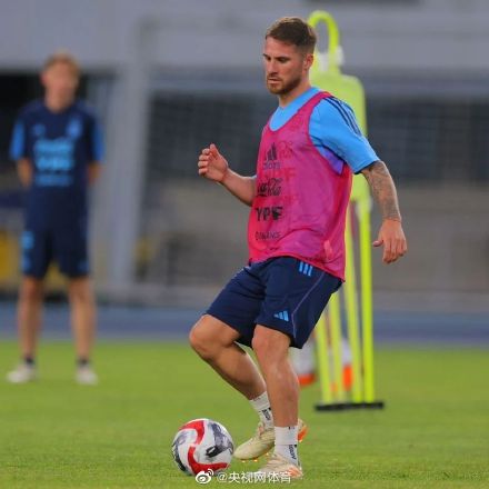 阿根廷队官方晒北京训练照