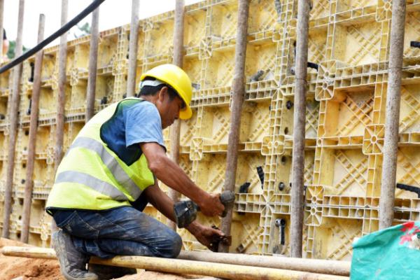 泉州公路:鏖战酷暑 保通保畅 泉州公路:鏖战酷暑 保通保畅