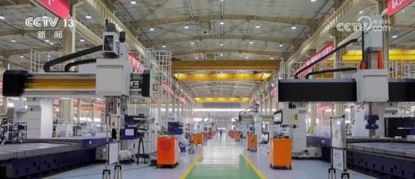 一“床”“跃龙门”！突破0.01毫米，核心关键技术不断超越