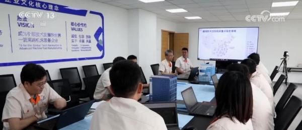 一“床”“跃龙门”！突破0.01毫米，核心关键技术不断超越