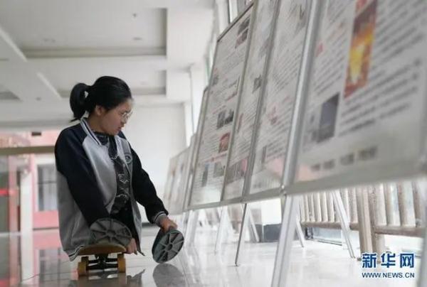 “滑板姑娘”,你的笑容是最美的风景! “滑板姑娘”,你的笑容是最美的风景!