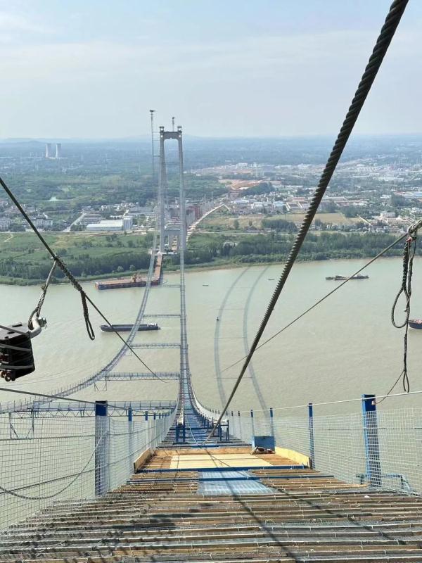 龙潭长江大桥重要进展