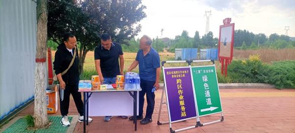 河北唐县：13.1万亩小麦开镰收割