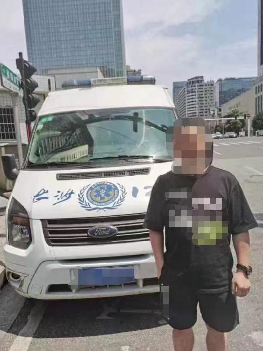 长沙一假“急救车”驾驶员被拘！