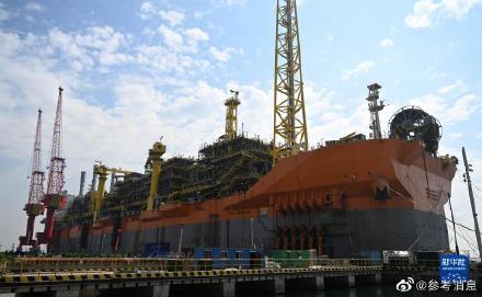 天津:“海上油气巨无霸”顺利交付 天津:“海上油气巨无霸”顺利交付