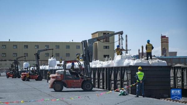 科技创新助推青海盐湖产业基地建设