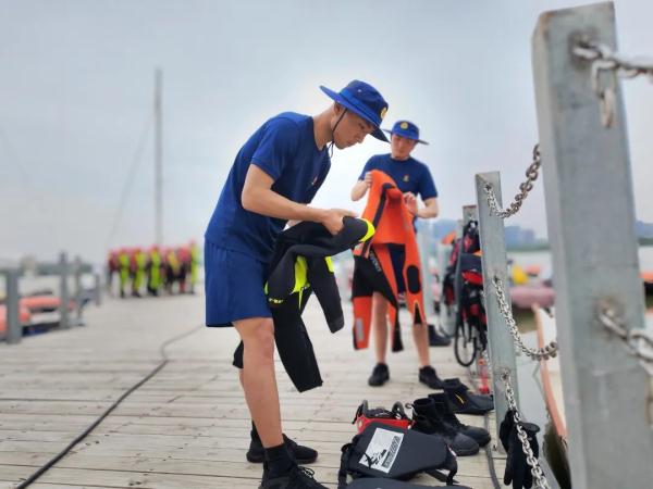 消防救援队伍圆边帽正式启用！