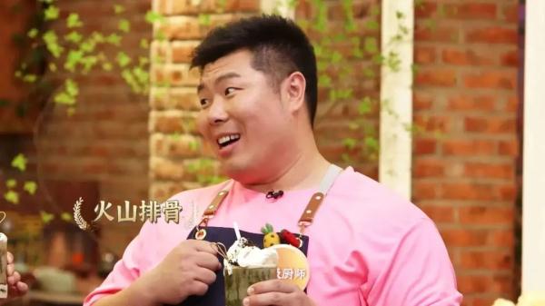 手摇小海鲜、竹筒奶茶、火山排骨，在家就能做，再也不用排队人挤人！