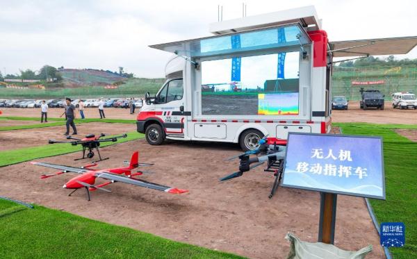 川渝开展多灾叠加应急抢险联合演练