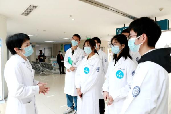 痛别!女医生离世,最后一次救了3个人…… 痛别!女医生离世,最后一次救了3个人……