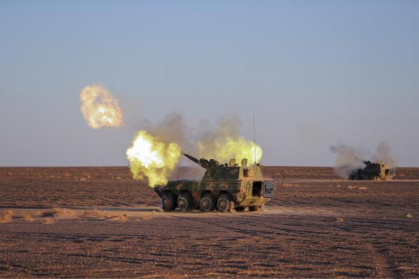 第72集团军某合成旅炮兵分队组织跨昼夜实弹射击综合演练