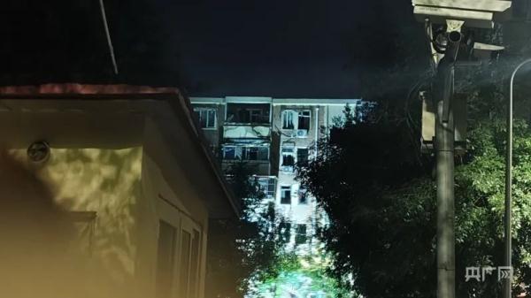 天津两处居民楼爆炸致3死，警方：系利用烟花爆竹作案