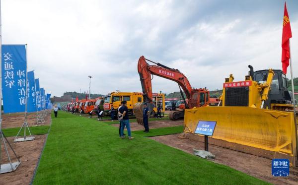 川渝开展多灾叠加应急抢险联合演练