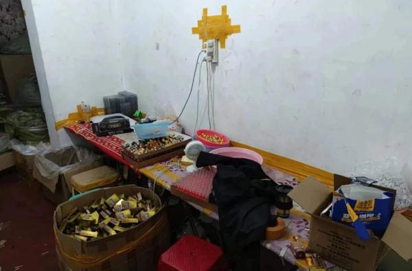 捣毁5处窝点！抓9人！内蒙警方破获特大制售有毒有害保健食品案