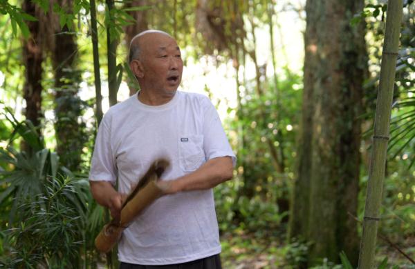 贵州凤冈:村民胡光明守护白鹭40余年 贵州凤冈:村民胡光明守护白鹭40余年