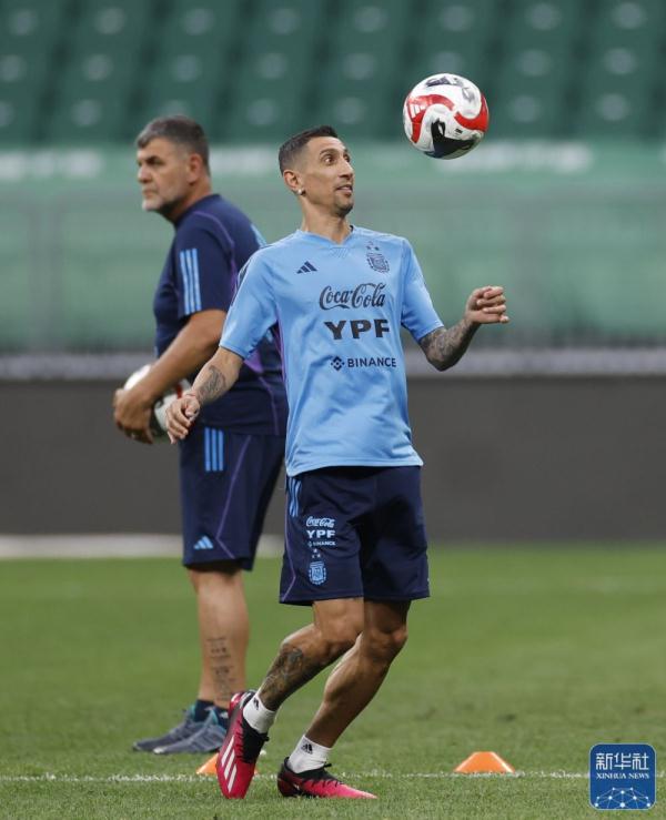 足球 |梅西亮相工体赛前训练 阿根廷队备战友谊赛 足球 |梅西亮相工体赛前训练 阿根廷队备战友谊赛