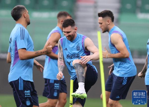 足球 |梅西亮相工体赛前训练 阿根廷队备战友谊赛 足球 |梅西亮相工体赛前训练 阿根廷队备战友谊赛