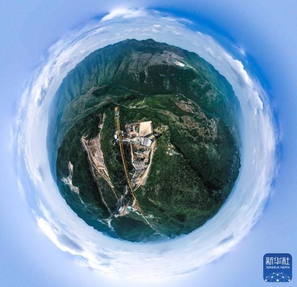 贵州花江峡谷大桥建设进展顺利 贵州花江峡谷大桥建设进展顺利