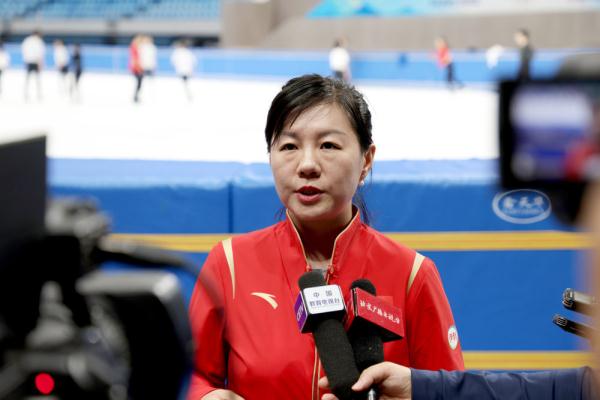 备战新赛季 花样滑冰老将新兵齐聚国家训练营 备战新赛季 花样滑冰老将新兵齐聚国家训练营