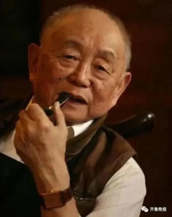 享年99岁!“鬼才”画家黄永玉去世,留下遗嘱:火化之后不取骨灰 享年99岁!“鬼才”画家黄永玉去世,留下遗嘱:火化之后不取骨灰