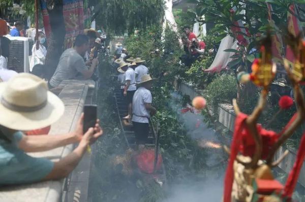 @广州街坊，各镇村“睇龙舟”攻略来啦→