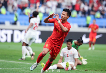 国际足球邀请赛中国队4比0胜缅甸队