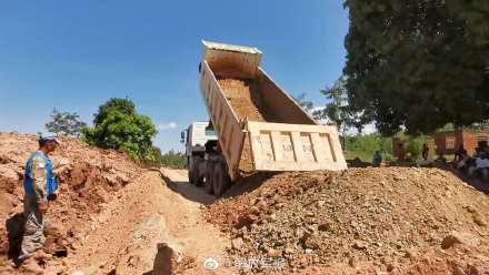 中国第26批赴刚果（金）维和工兵分队阶段性完成道路修筑任务
