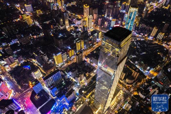 新华全媒+｜解码文化自信的城市样本丨长沙：千年古城正青春