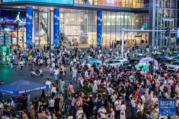 新华全媒+｜解码文化自信的城市样本丨长沙：千年古城正青春