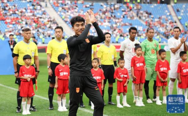 国际足球邀请赛丨中国队对阵缅甸队 上半场2比0领先 国际足球邀请赛丨中国队对阵缅甸队 上半场2比0领先