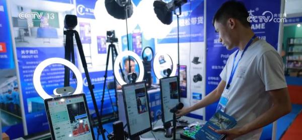 跨境电商平台布局新兴市场这片跨境电商“蓝海”