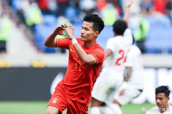 4：0！国足赢