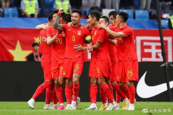 4：0！国足赢