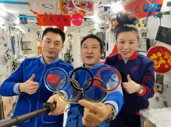 跨越54年的同一天！“神舟发射”遇上“氢弹爆炸”