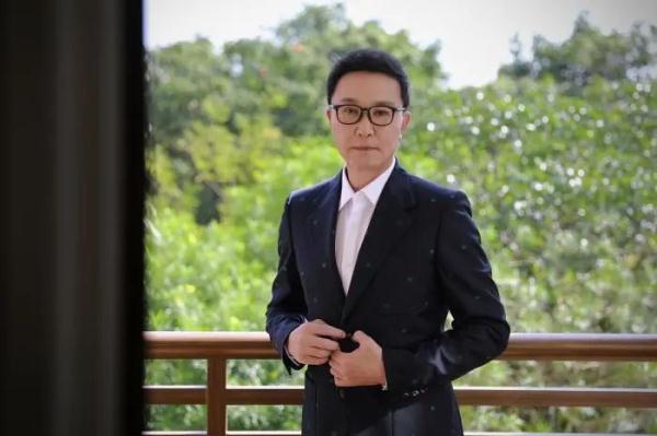 达康书记来了!“不觉得自己是老戏骨” 达康书记来了!“不觉得自己是老戏骨”