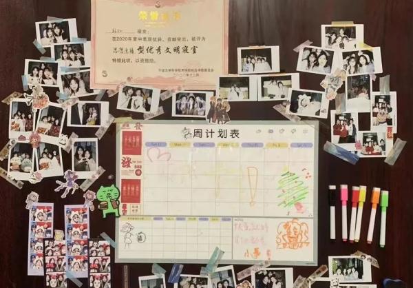 同寝室“五姐妹”过法考！学习秘籍曝光