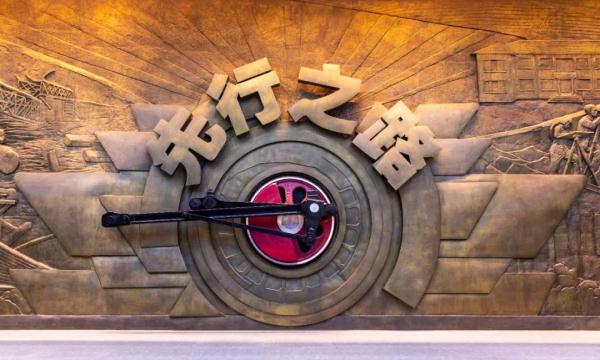 这个广州人一个人捐了半间博物馆，连“镇馆之宝”都是他捐赠的……