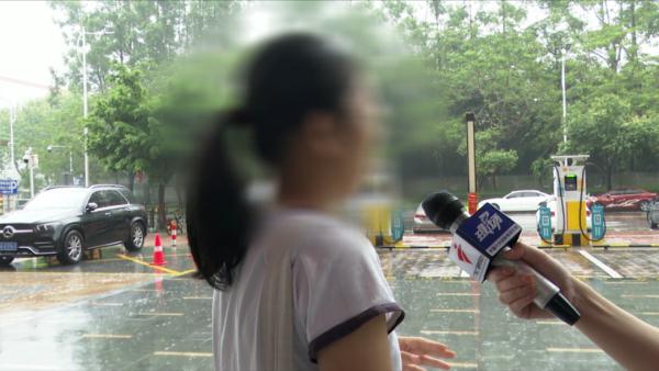 多处受伤！共享电动车刹车失灵，女子撞上路边围栏才停下