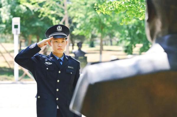不入警校，你永远都不会知道……