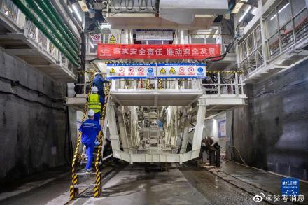 首条长江高铁隧道开始盾构掘进