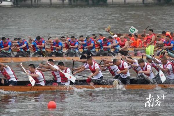 苏炳添发令！梁家辉擂鼓！大湾区人扒龙船拼了