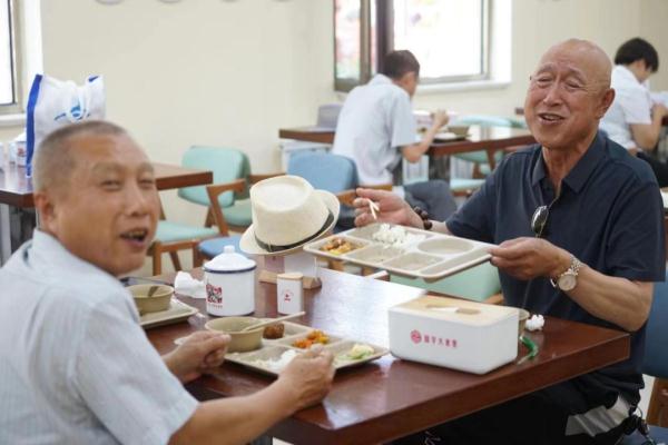 沈阳“升级版”社区食堂来了！