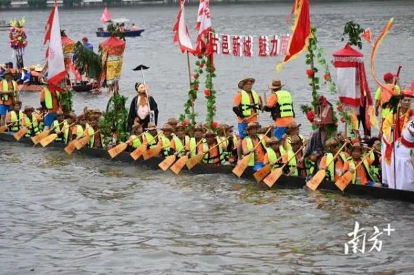 苏炳添发令！梁家辉擂鼓！大湾区人扒龙船拼了